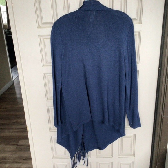 Chico's Sz1 Wrap Sweater Navy Fringe Long Sleeves Knit Pre-Owned - Picture 7 of 9